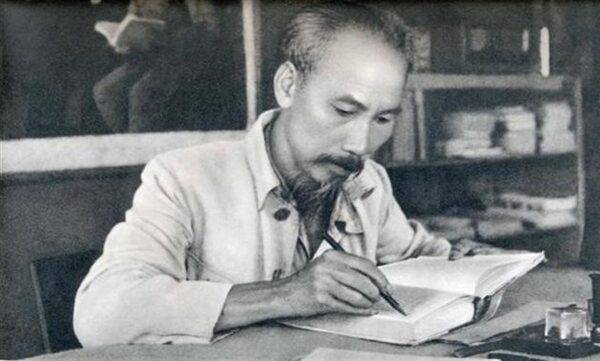 Trường Cao Đẳng Y Dược Tuệ Tĩnh Hà Nội Phát động cuộc thi Tuổi trẻ học tập và làm theo tư tưởng Hồ Chí Minh