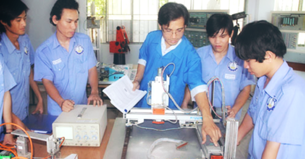 Tuyển sinh trường nghề: Sinh viên theo học vì cam kết không thất nghiệp
