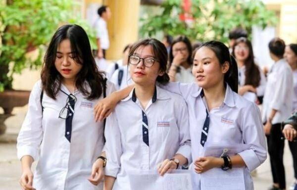 Khẩu trang, quyền công dân trong chống Covid-19 vào đề thi THPT quốc gia