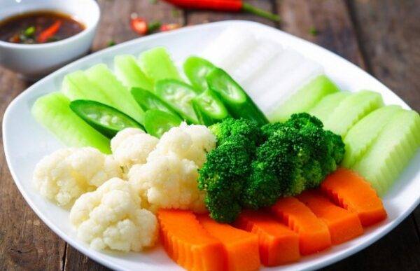 Bệnh nhân suy thận cần lưu ý gì về chế độ dinh dưỡng?