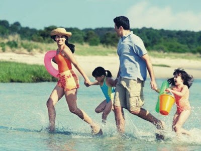 Nghỉ hè, du lịch thôi để tiếp sức cho một môi trường học mới: thuốc cần mang theo khi đi du lịch