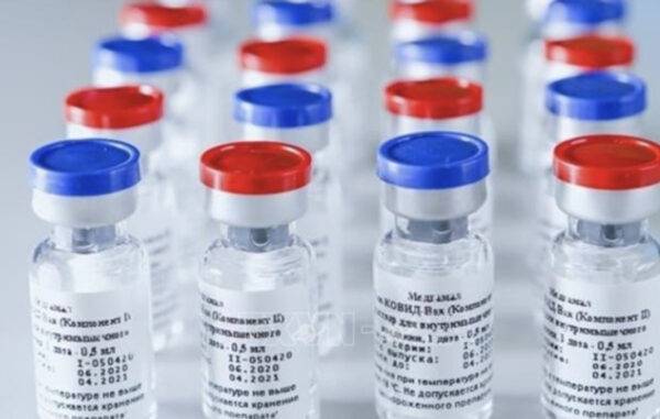Nga cấp phép lưu hành lô vaccin ngừa COVID-19 đầu tiên