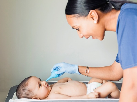 Bảo vệ mũi đúng cách trong mùa bệnh hô hấp