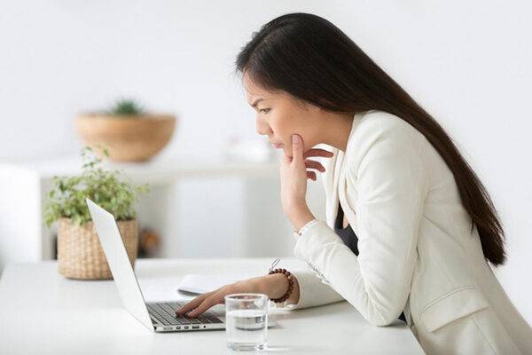 Thông tin thuốc, sức khỏe trên Internet: Nên hay không khi chọn “con dao hai lưỡi”?
