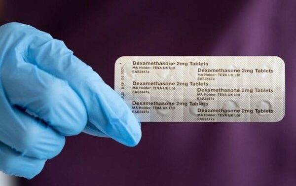 Có nên dùng sớm thuốc corticoid cho bệnh nhân COVID-19?