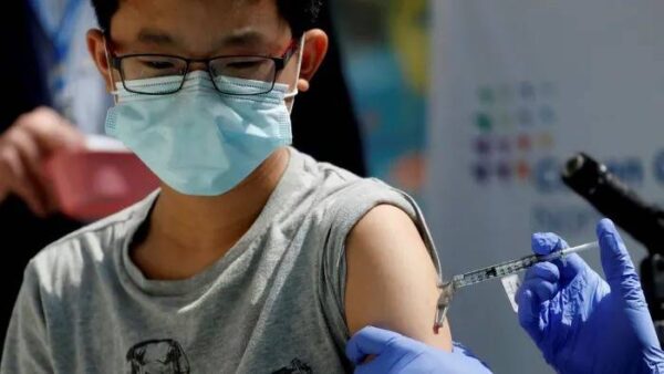 Hướng dẫn triển khai Chiến dịch tiêm vaccine phòng COVID-19 cho trẻ 12-17 tuổi